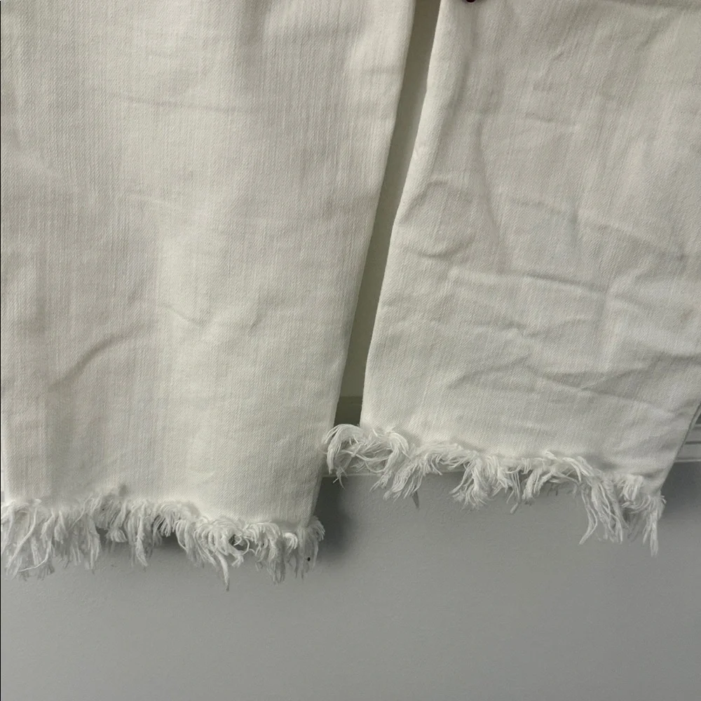 Democracy White Ankle Jeans with Frayed Hem - Picture 4 of 4